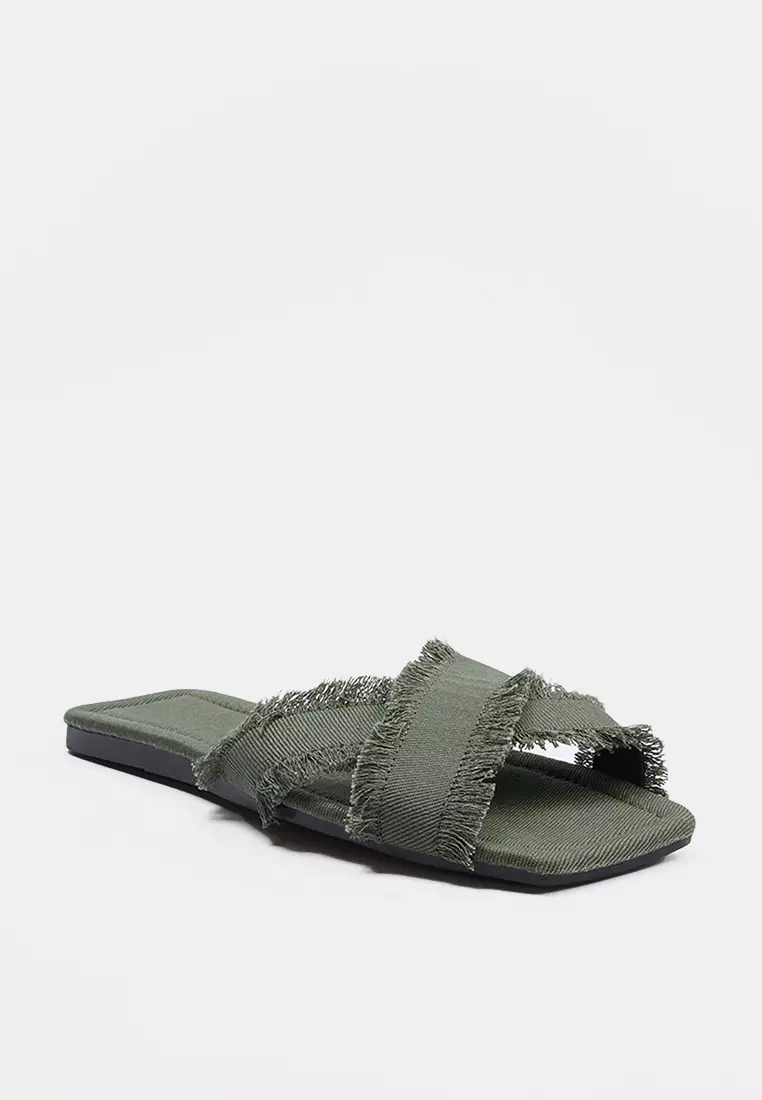 Frayed Flat Sandals
