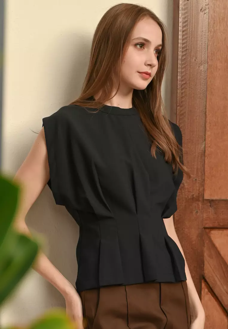 Designer Sleeveless Top