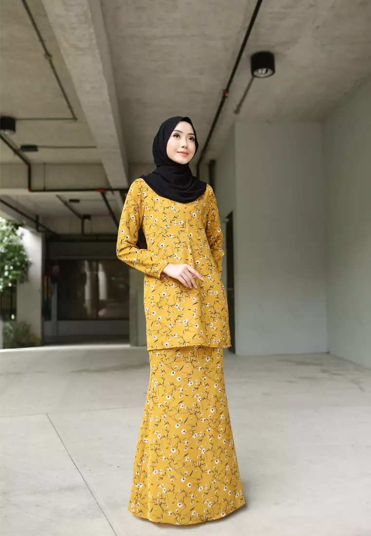 Rina Printed Kurung Gold Flower