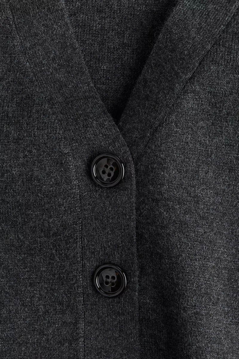 Knitted cardigan