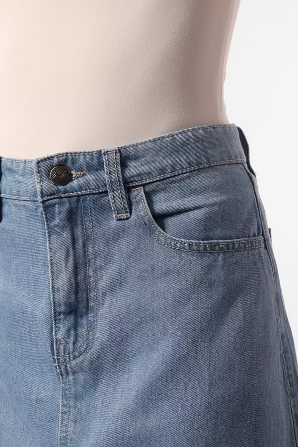 MINIMAL - Lionel - Denim Skirt With Slit - Light Blue Colour Blue_Light