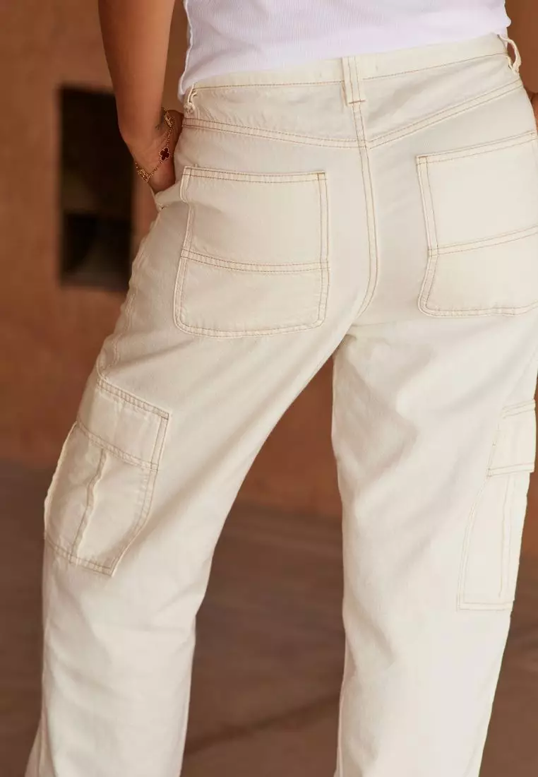 White hotsell cargo trousers