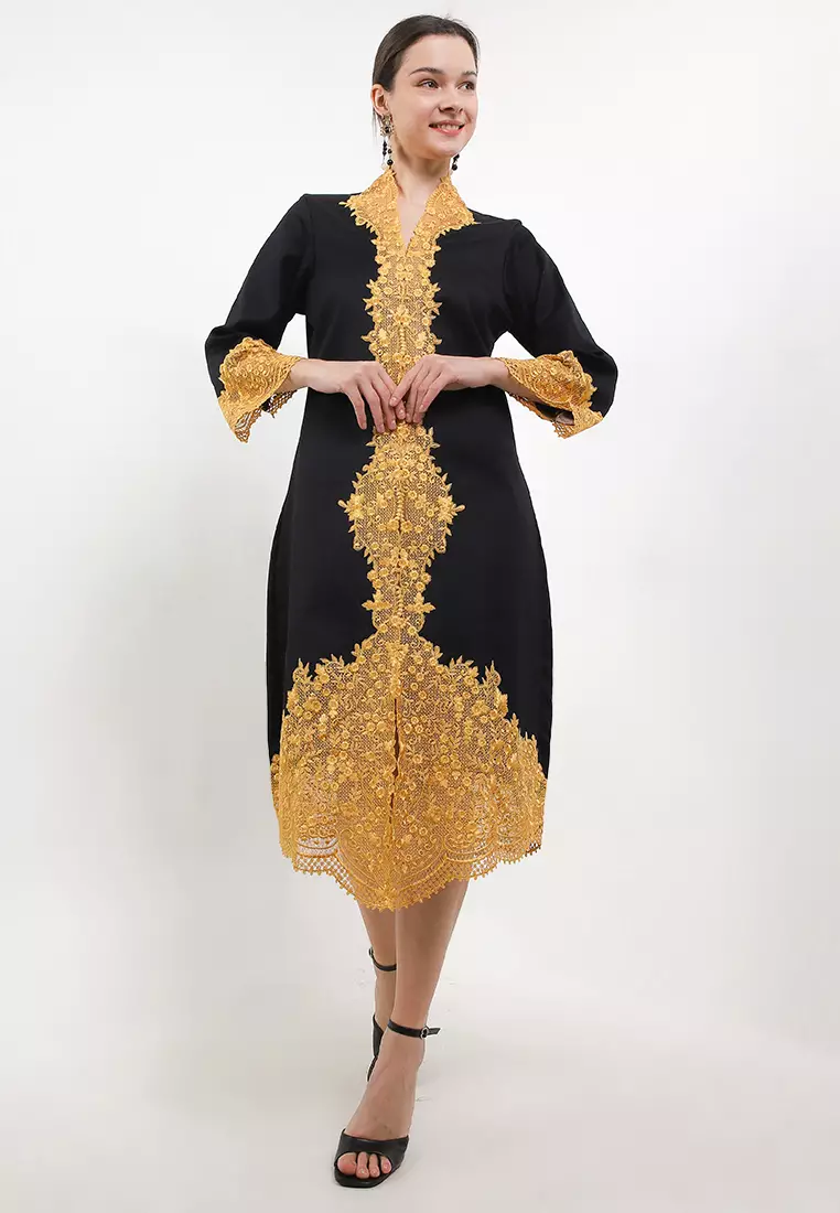 Long Kebaya Embroidery-Bunga Melati