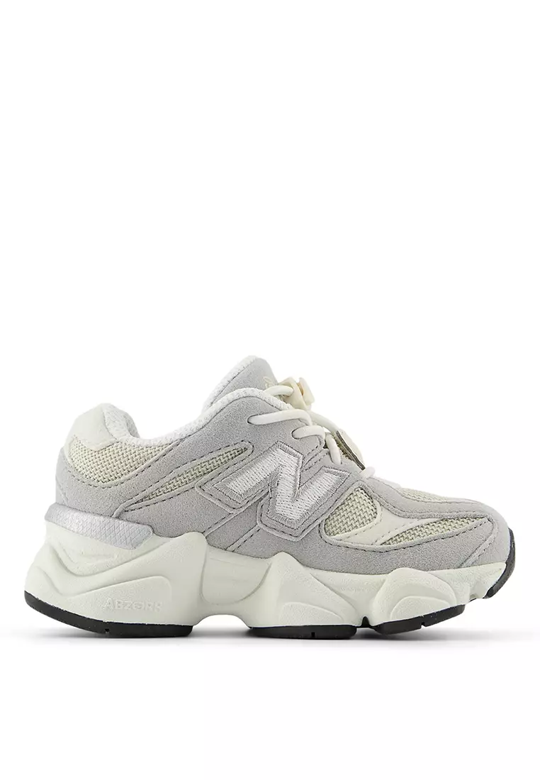 9060 Classic Lifestyle Shoes