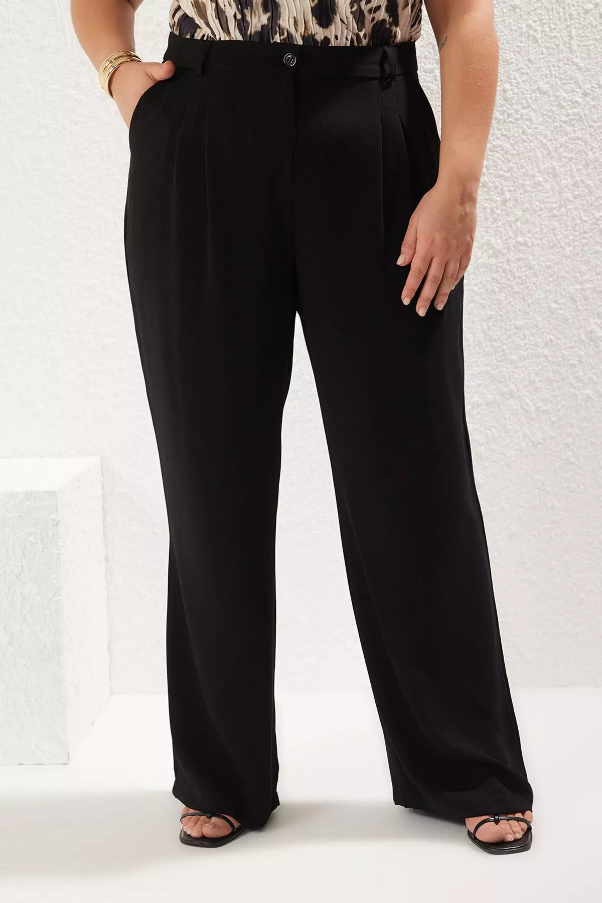 High Waist Wide Leg Pleated Trousers