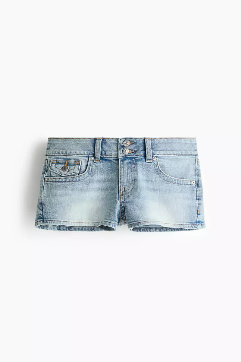 Low-waisted mini denim shorts