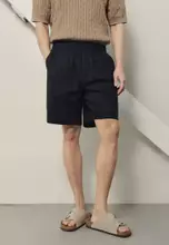 Signature Black