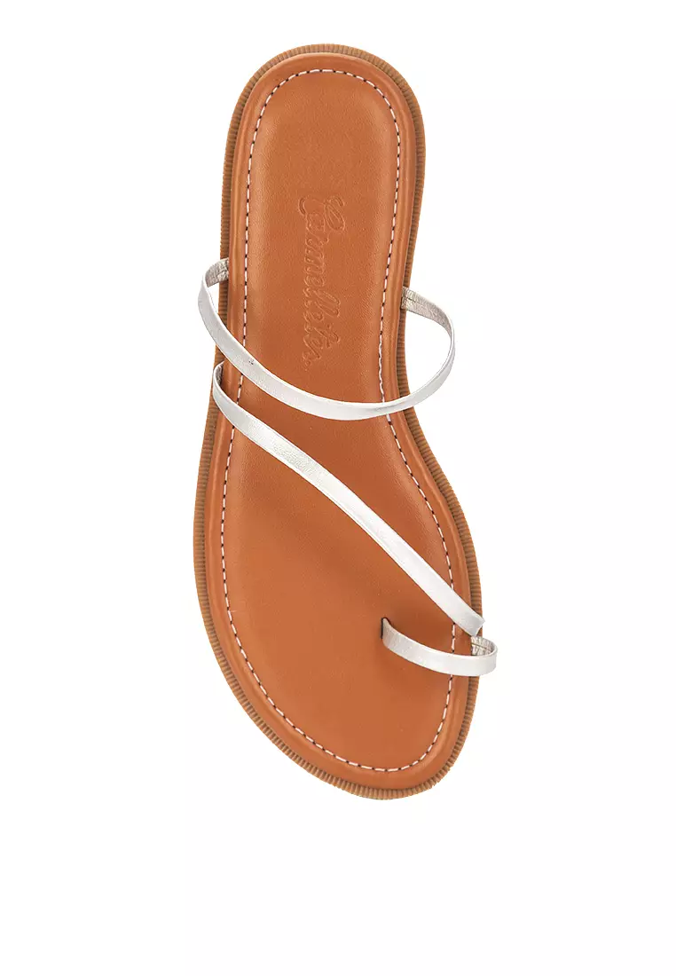 Toe Ring Strappy Flat Sandals