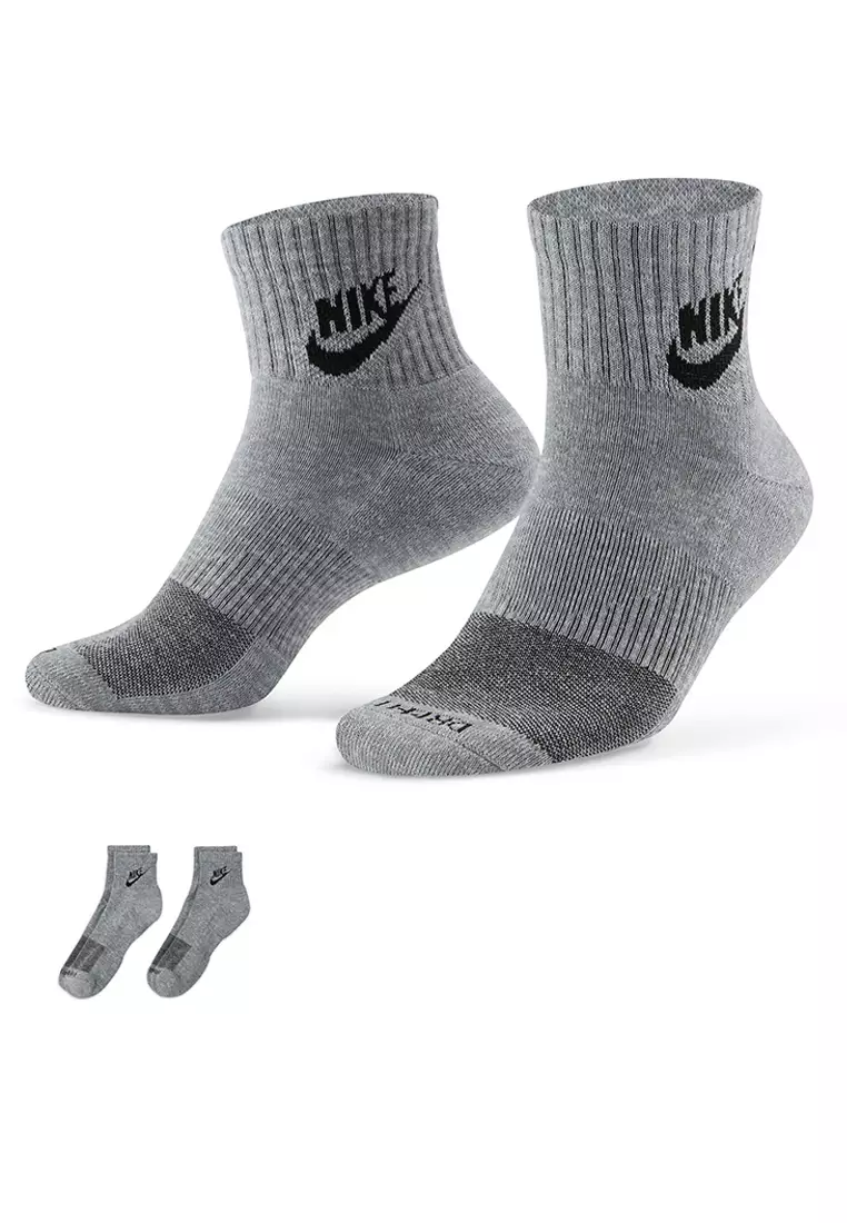 Jual Nike Everyday Plus Cushioned Ankle Socks Original 2024 | ZALORA ...