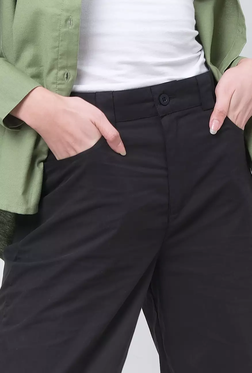 Celana Panjang Wanita Liyana Black