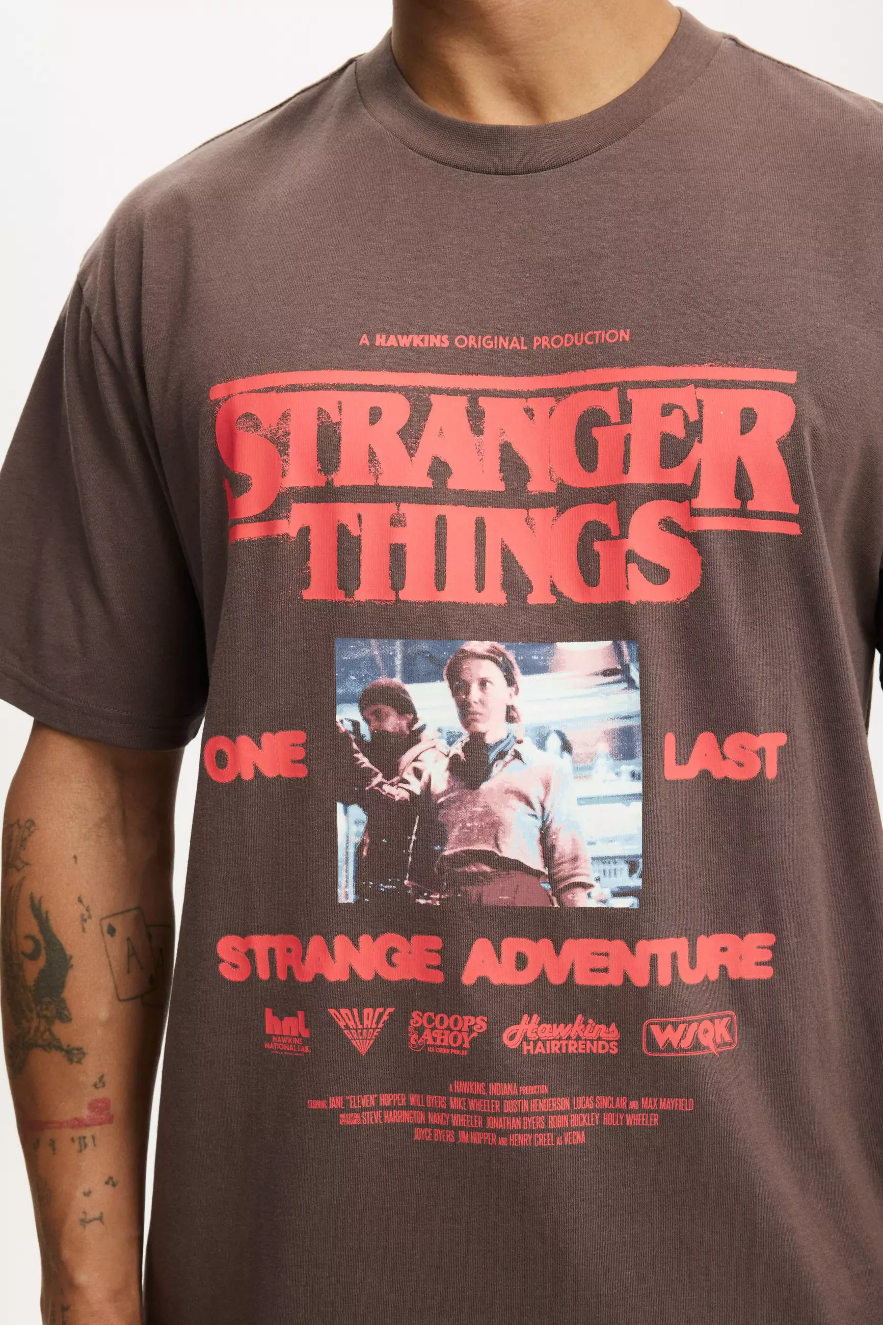 COTTON ON - ATASAN - LOOSE FIT LICENSE T-SHIRT