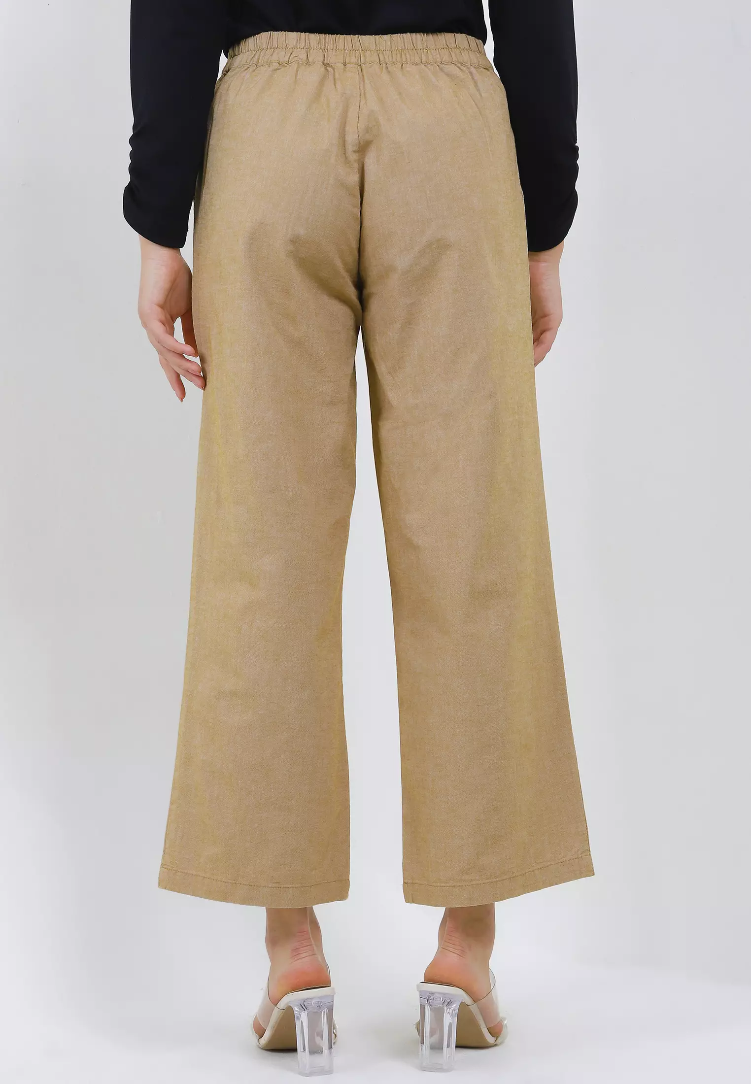 MFMW Breathles Celana Panjang Kubus