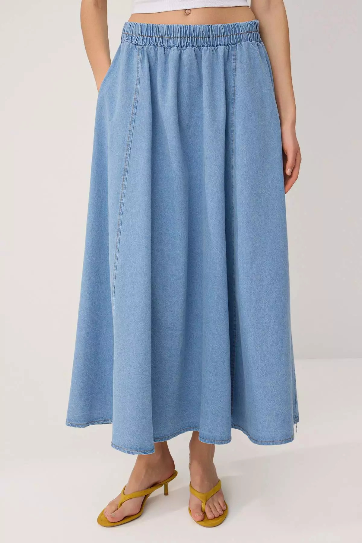 Blue Flared Maxi Denim Skirt Twoss26Et22