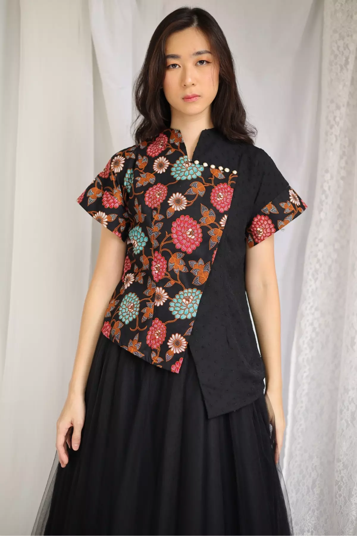 Serodja Krisantium Janggan Kebaya