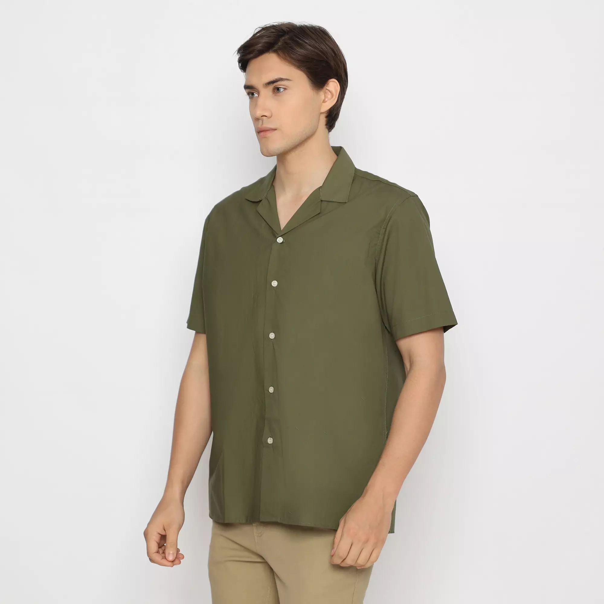 Platini Kemeja Polos Pria Kerah Hawai Katun Hijau Army 73404