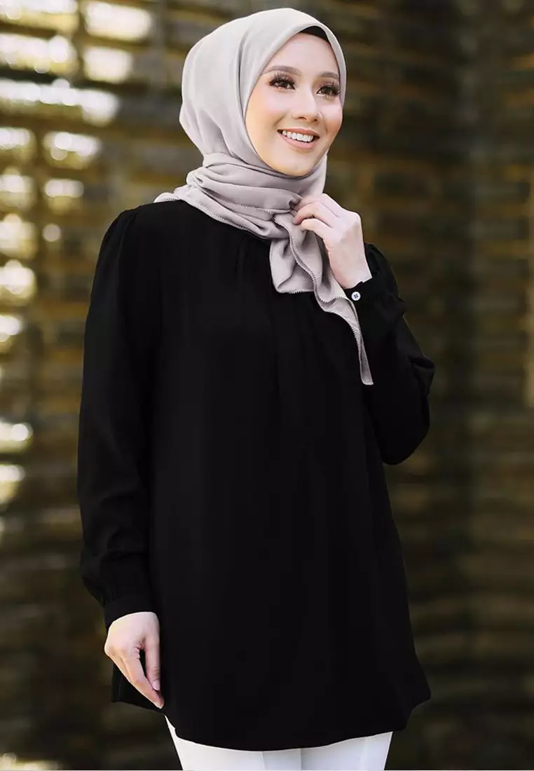 Lydia Blouse in Black