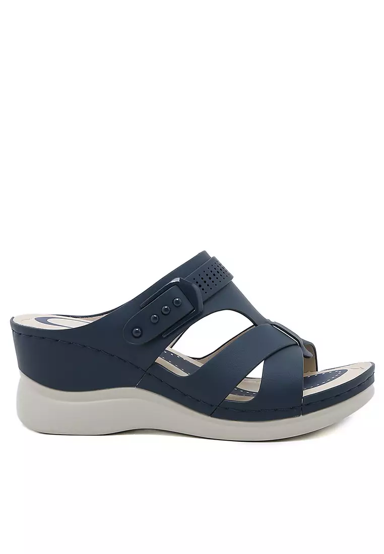 Discount on Twenty Eight Shoes  shoes - SKU: 7cm Open Toe Pu Wedge Sandals Alm6331-2
