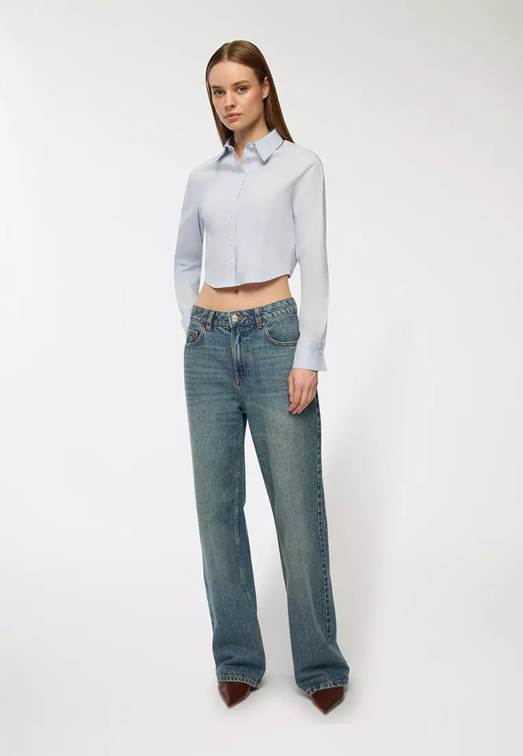 Woman Long-Sleeved Shirt