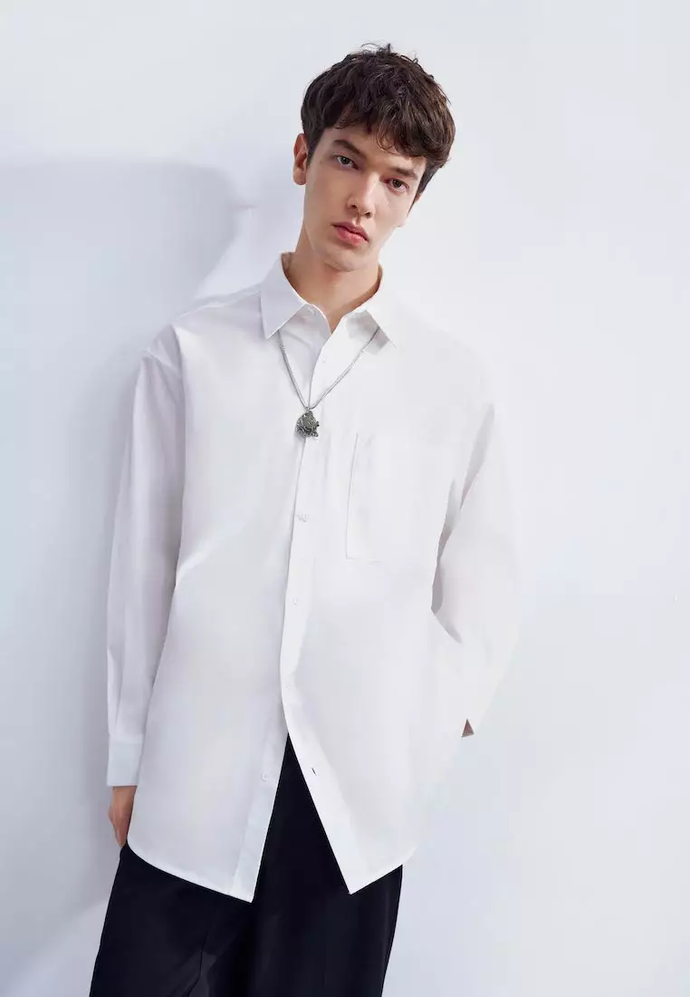 Minimalist Button Up Shirt With Necklace