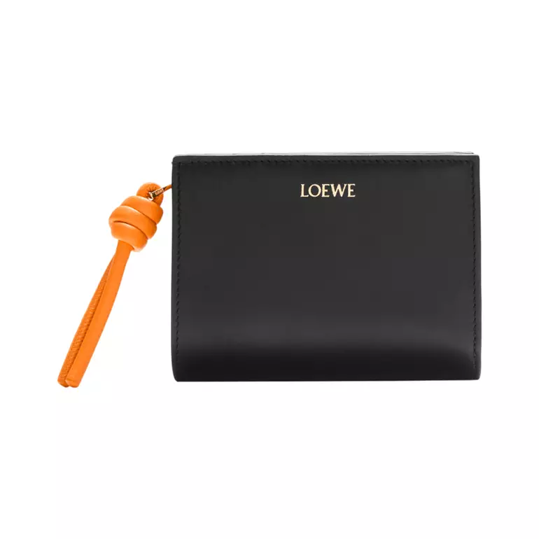 Knot Compact Wallet in Shiny Nappa Calfskin Black/Bright Orange