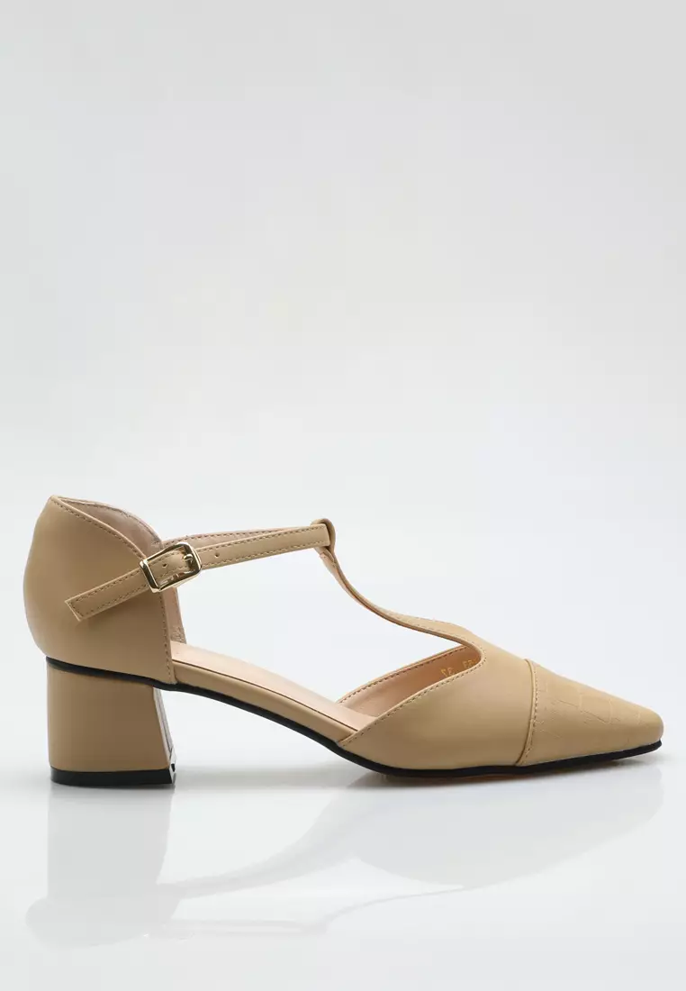 Discount on Twenty Eight Shoes  shoes - SKU: Girly Ankle Strap Mid Heel Th3353
