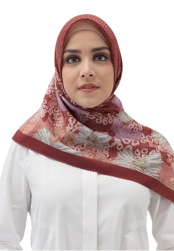Buttonscarves red Buttonscarves Les Amities Reborn Voile Square Cherry 7627EAADC657DBGS_1