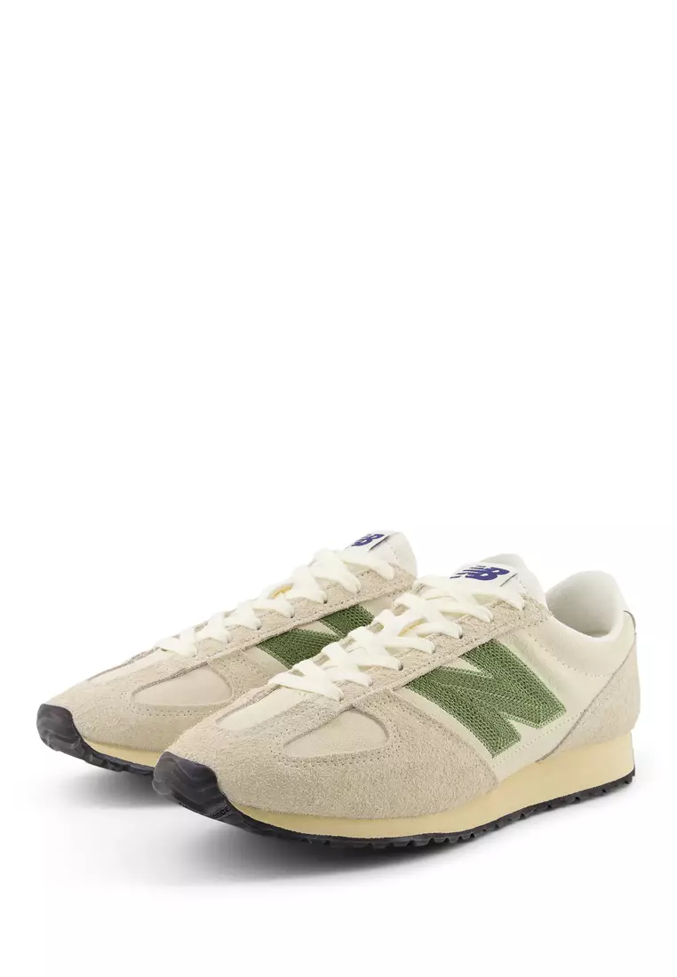 471 Classic Lifestyle Shoes