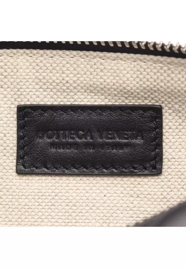 Pre-Loved BOTTEGA VENETA Intrecciato barrel Shoulder bag leather black