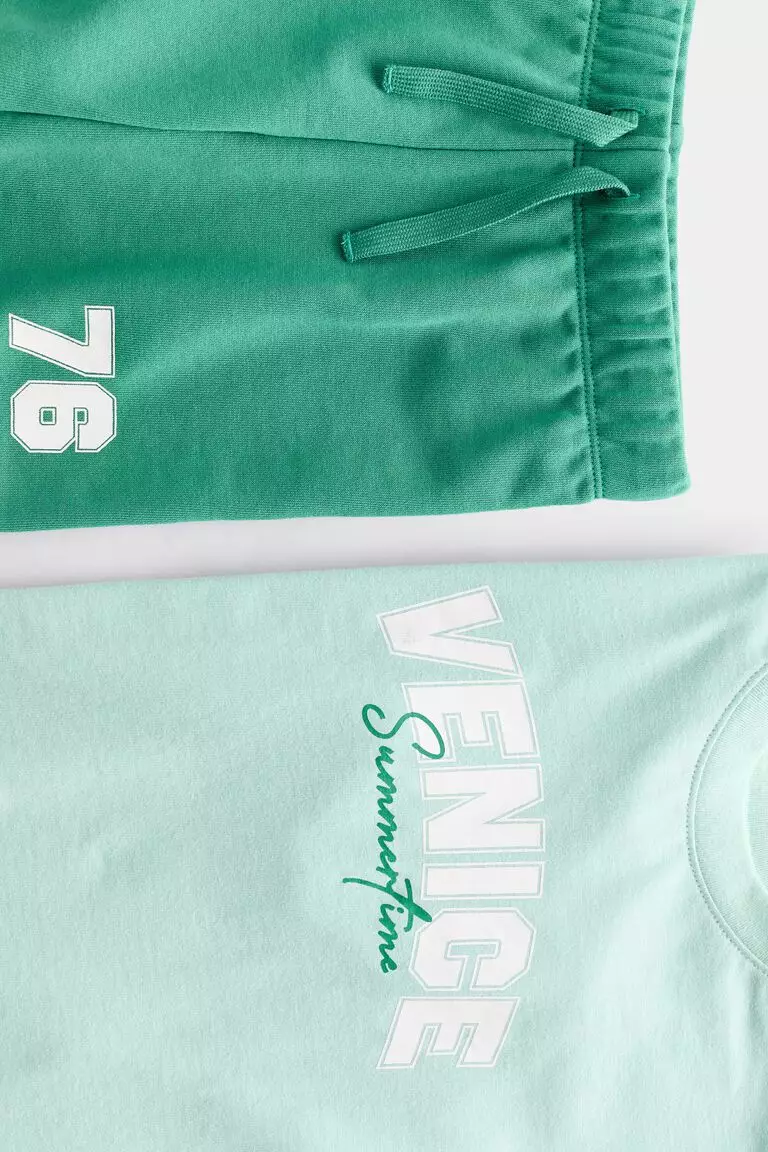 2-piece set