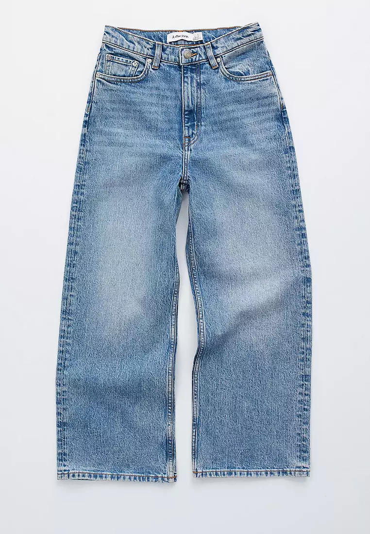 Cropped Wide-Leg Jeans