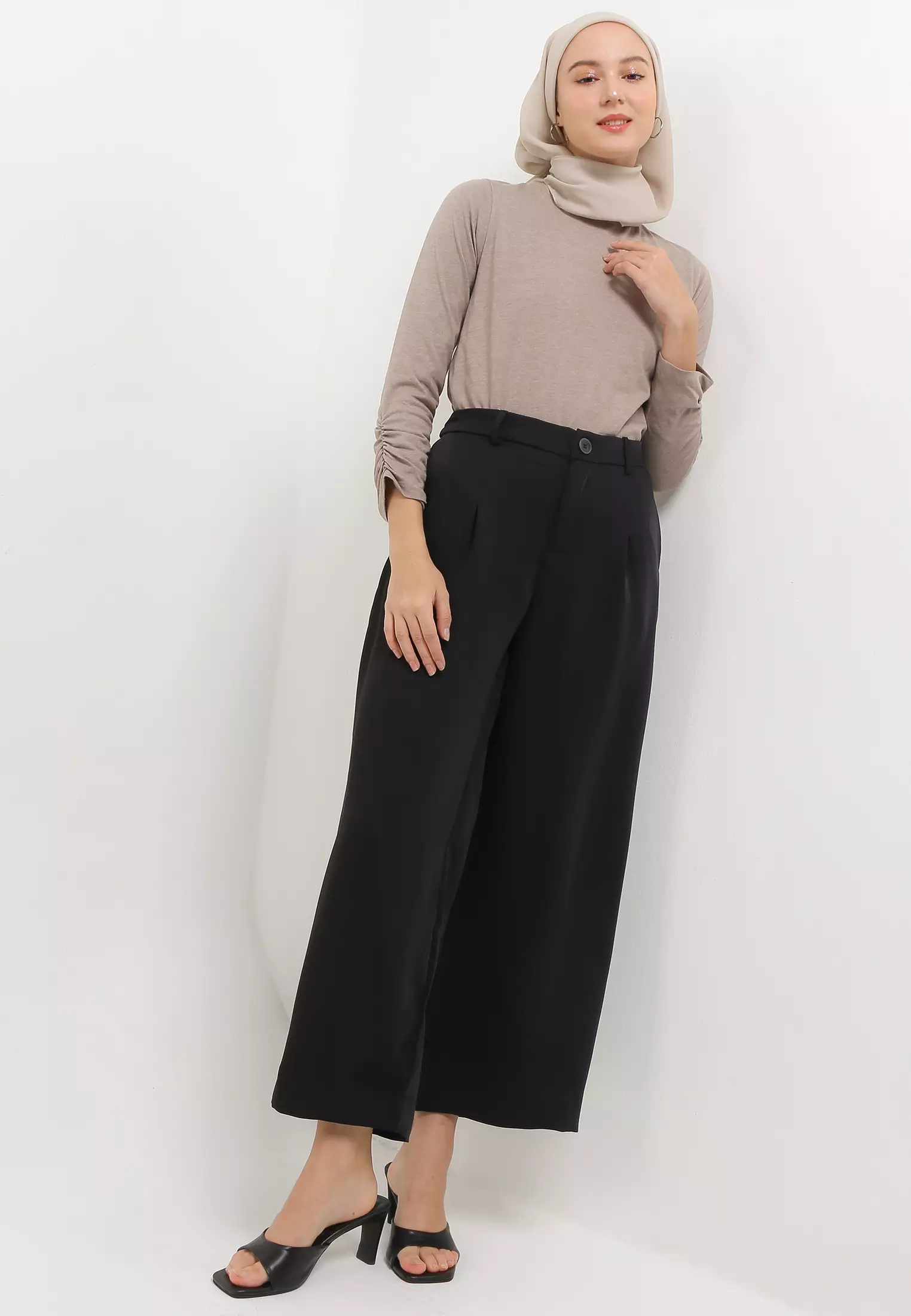 MFMW Shyvani Celana Panjang Kulot Hitam