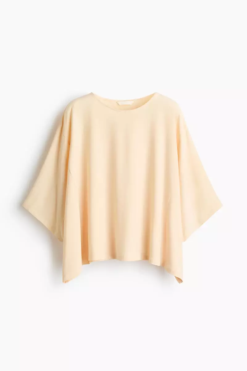 Batwing-sleeved top