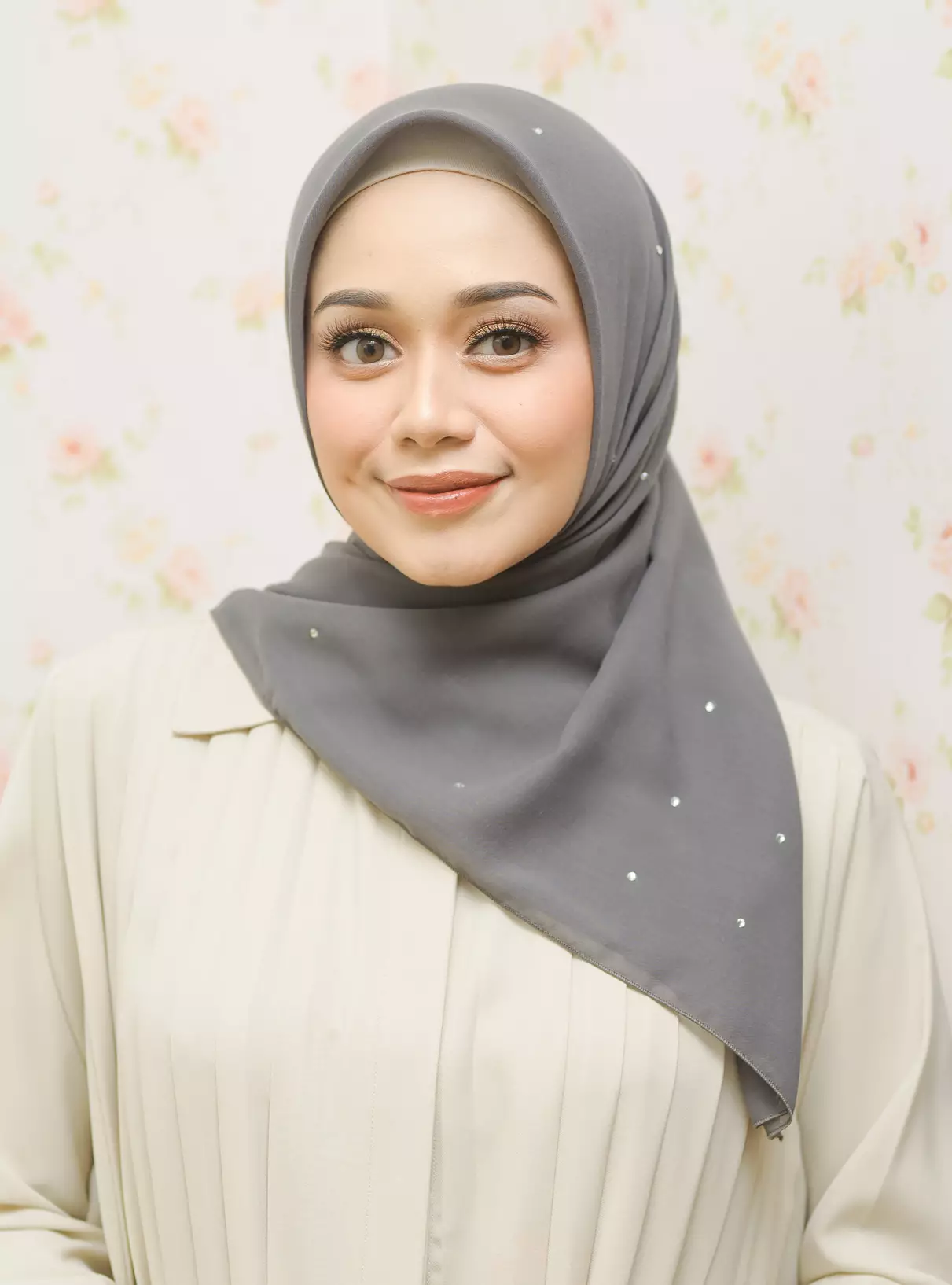 Viona Paris Square Dark Grey