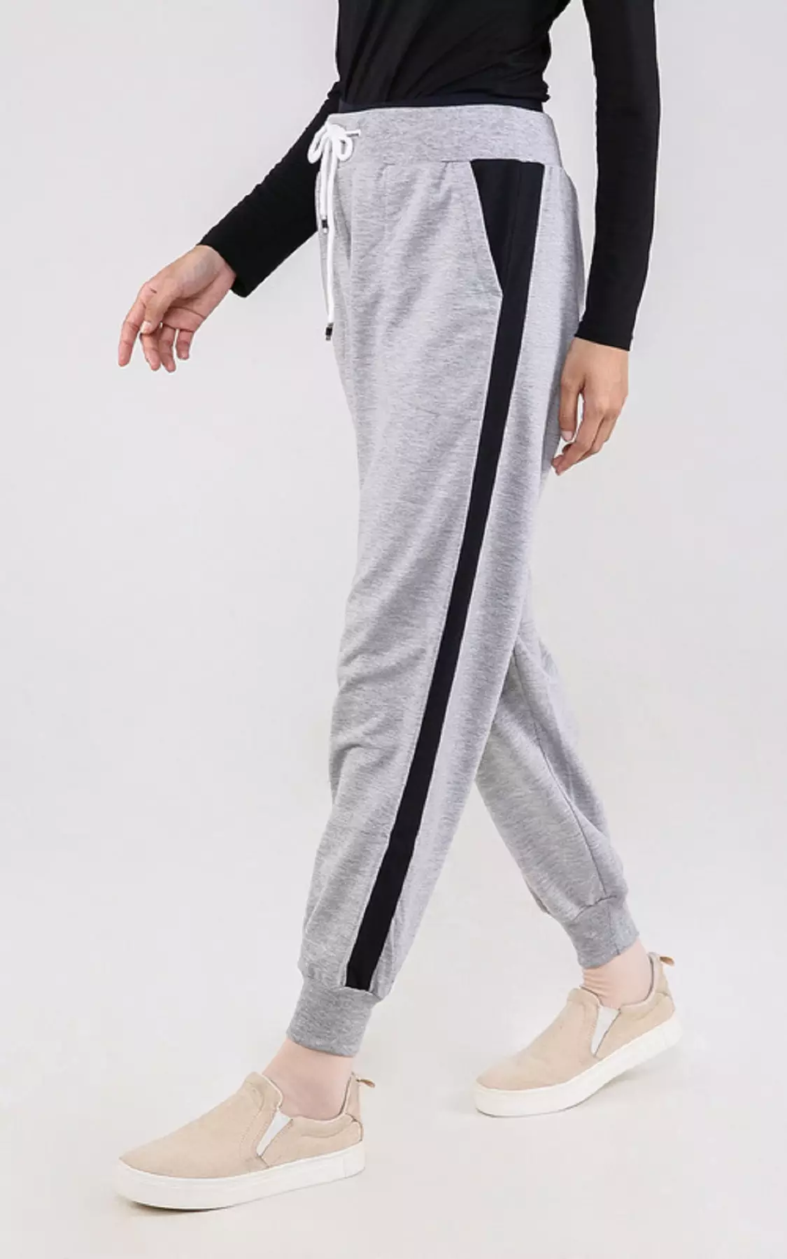 Basic Jogger Pants - Celana Training Olahraga Wanita