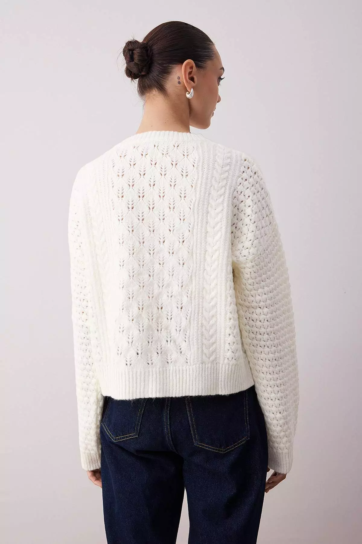 Ecru Crop Wide Pattern Hair Knit Lace Garnish Detailed Soft Textured Knitwear Cardigan