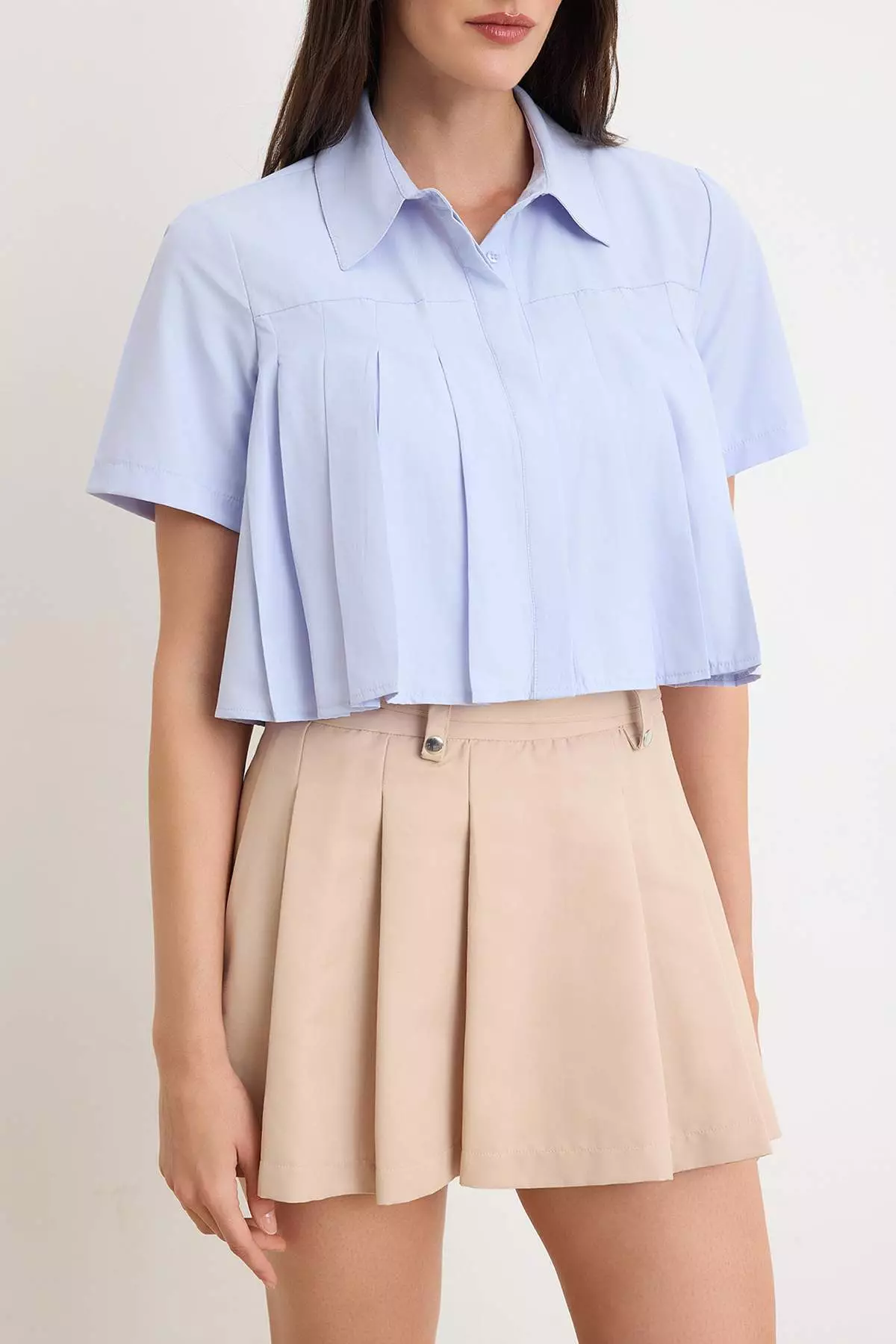 Blue Crop/Short Cut Pleated Shirt Twoss26Go161