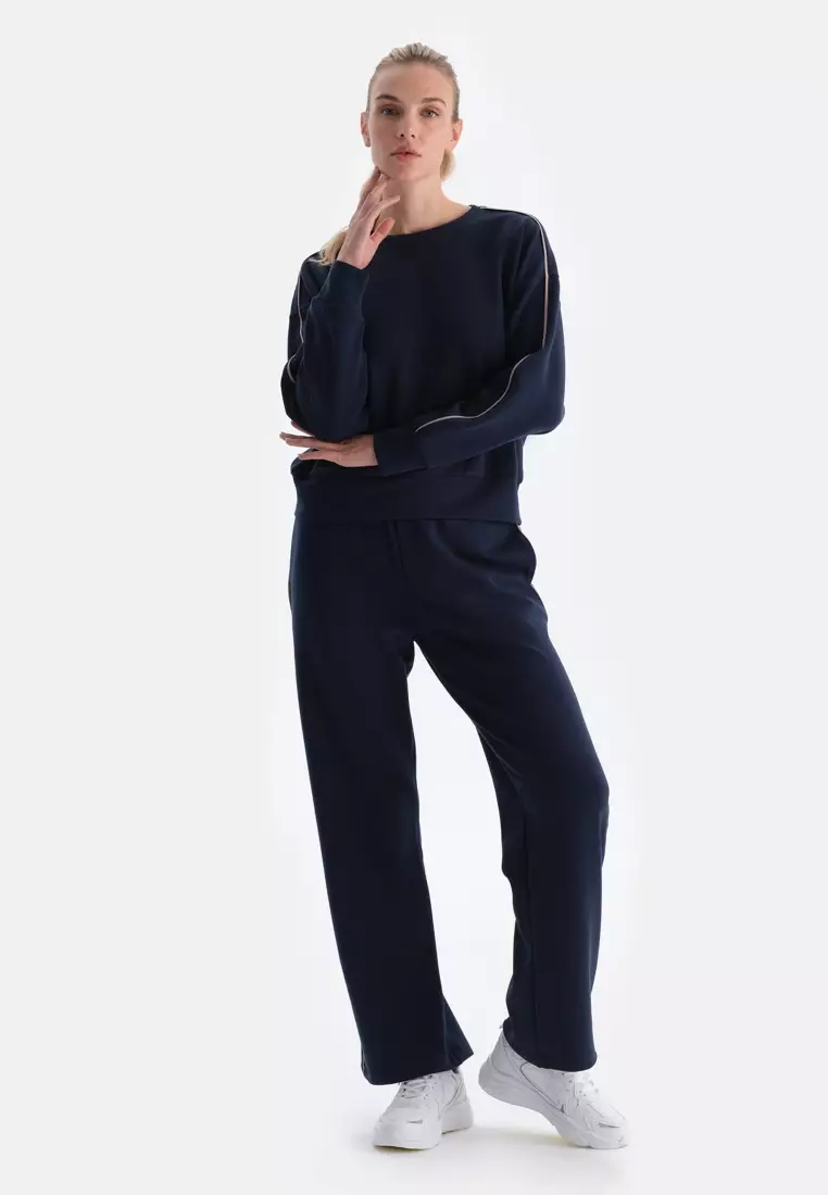 Navy Sweatshirt, Crew Neck, Oversize, Activewear for Women