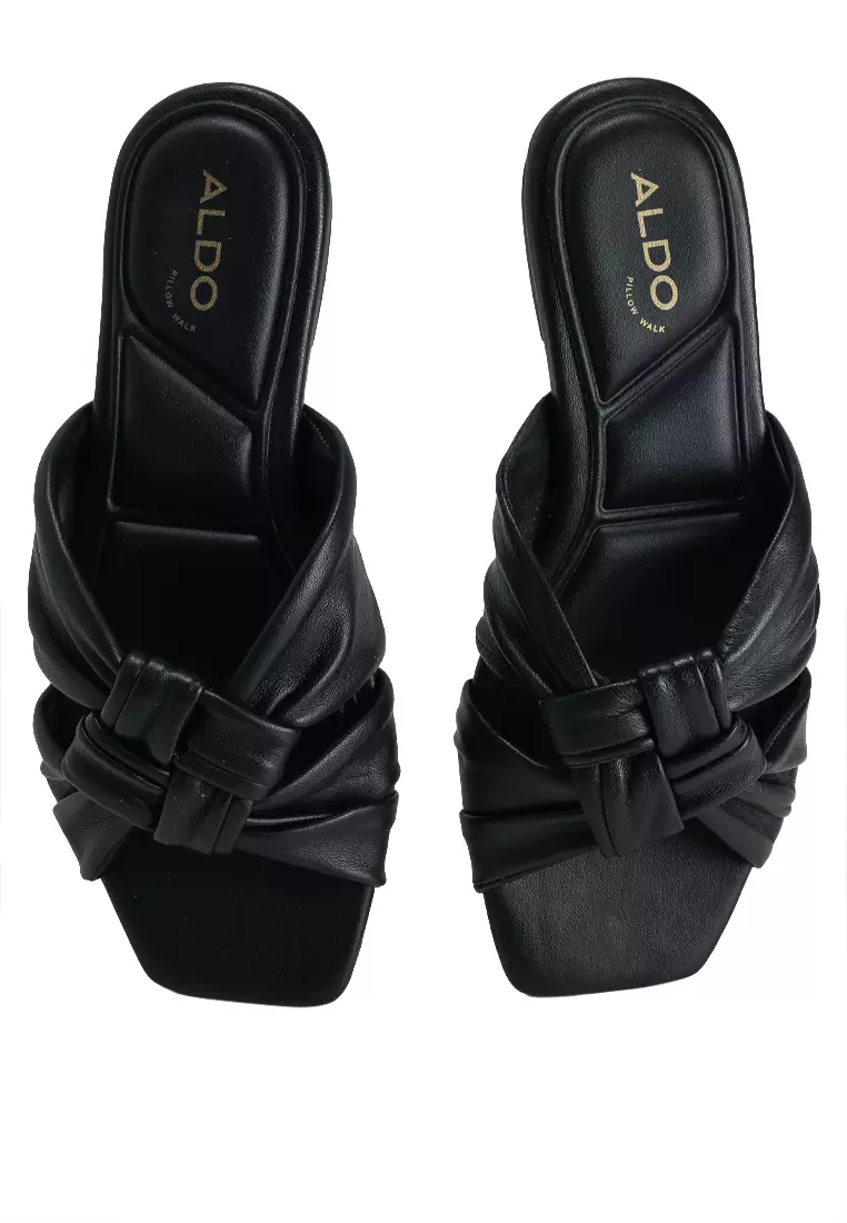 Henrielle-In Sandals