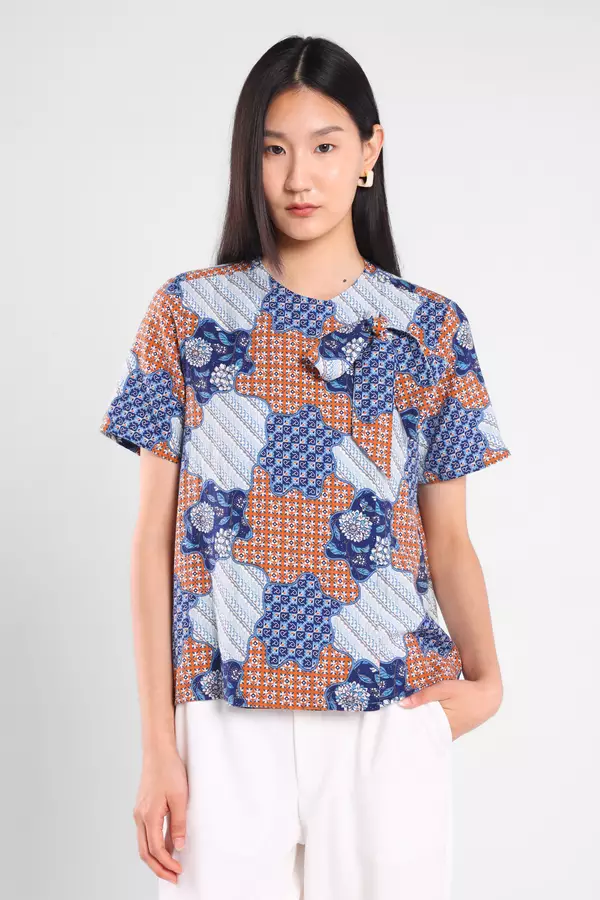 Minimal - Kana - Blouse Batik Bunga - Teracotta Colour Blue