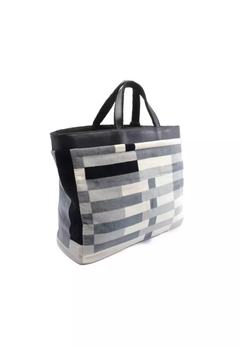 Buy Chanel Pre-loved CHANEL coco mark beach bag Handbag tote bag pile  leather gray multicolor reversible 2024 Online | ZALORA Singapore