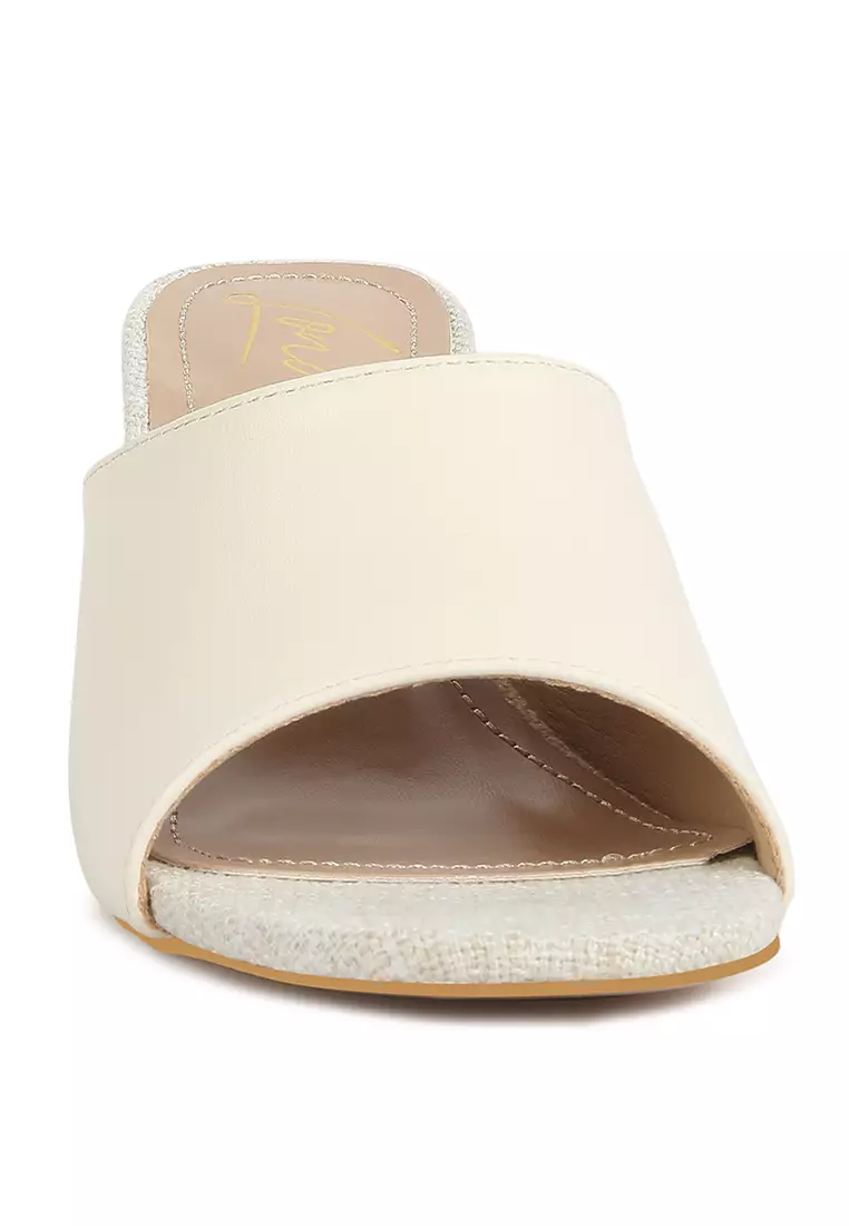 White slip on sandals with heel top