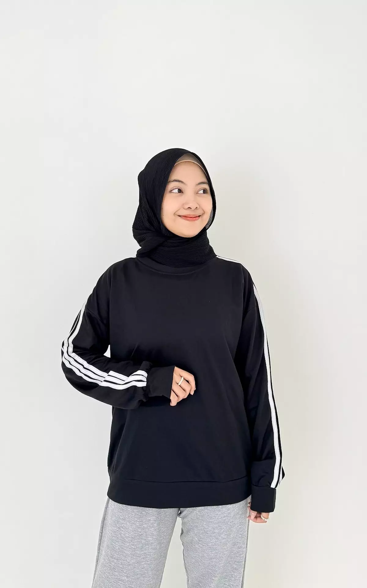 Set Sporty Pants Jasmin - Setelan Baju Olahraga Wanita