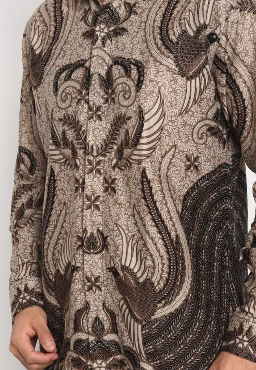 Kemeja Batik Pria Premium Slimfit Elegant Modern Lengan Panjang Halayudha Krem