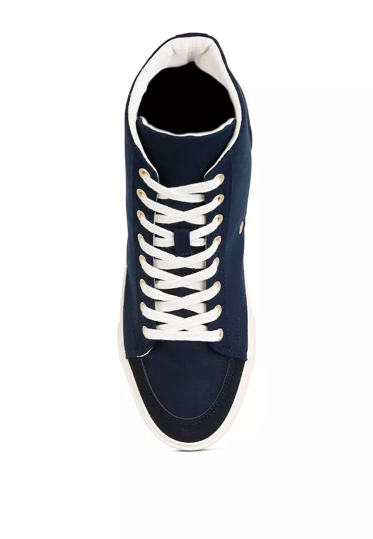 Sepatu Kets Pria Sepanjang Pergelangan Kaki Warna Navy