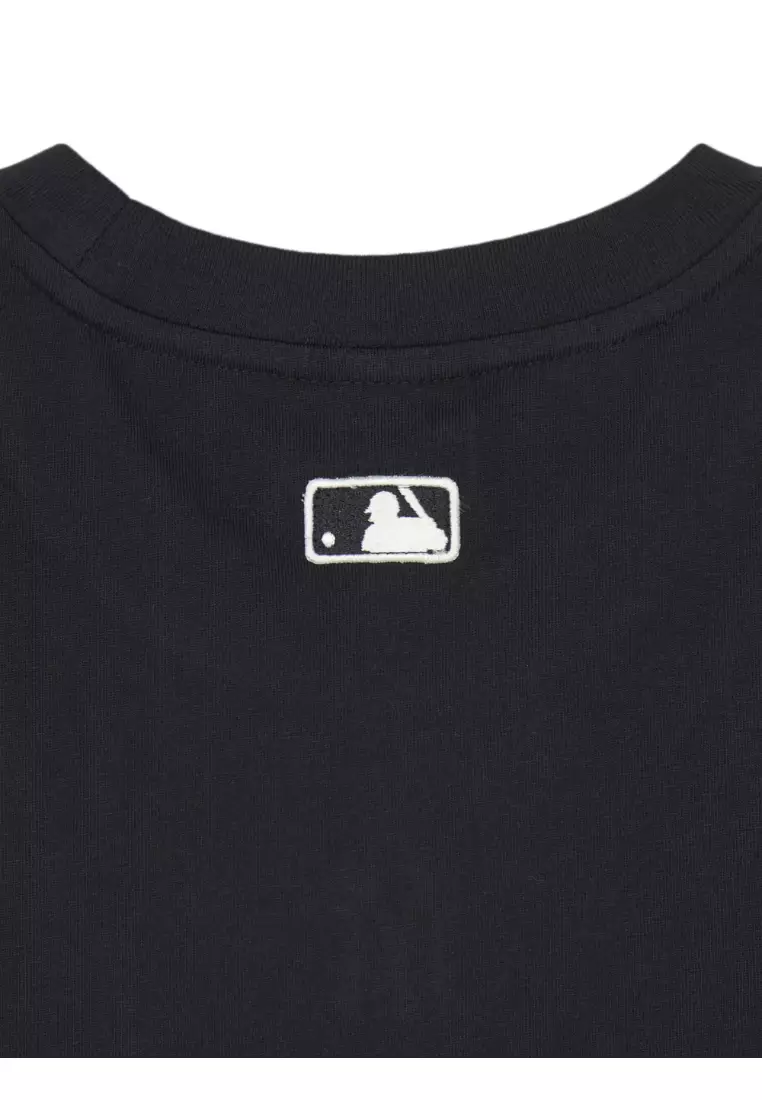 MLB WOMEN'S BASIC SMALL LOGO CROP T-SHIRTS NEW YORK YANKEES