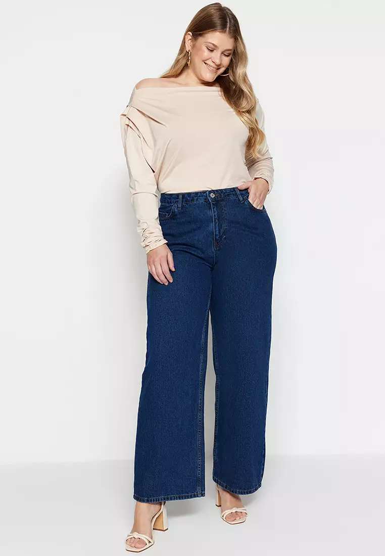 Plus Size High Waist Wide-Cut Jeans