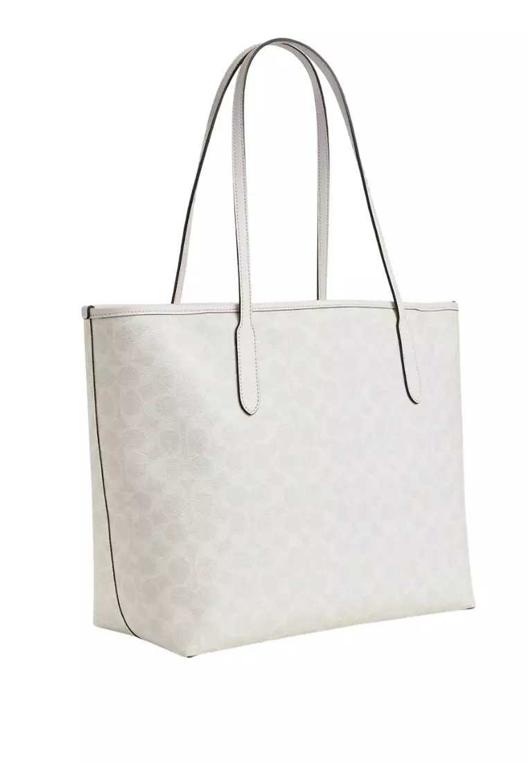 City Tote Bag In Signature Canvas - White/Chalk