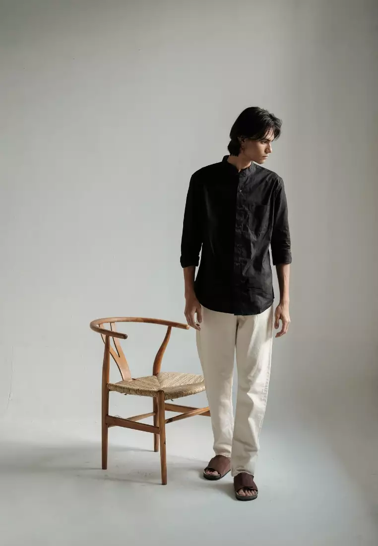 LARUSSO Kemeja Basic Kerah Shanghai Panjang - Black K416