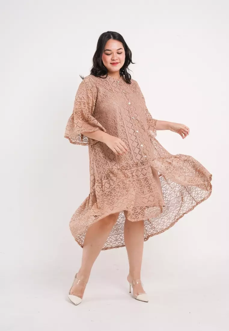 Plus Size Party Dress Aveline Gold