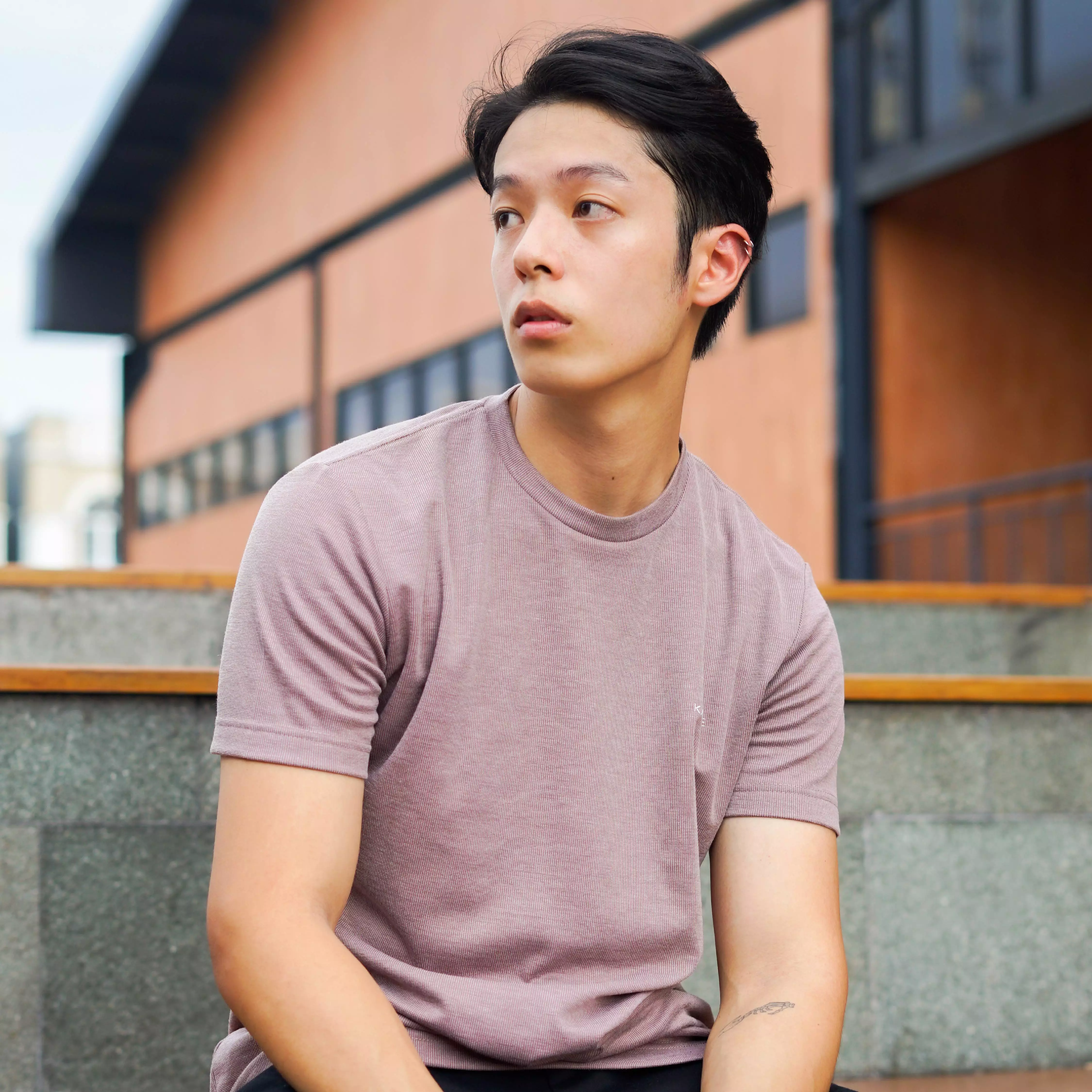 Kale Jovan Purple / Kaos Pria Basic Polos Lengan Pendek